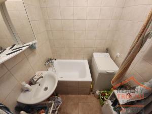 Prodej bytu 3+1, Hradec Králové, třída SNP, 74 m2