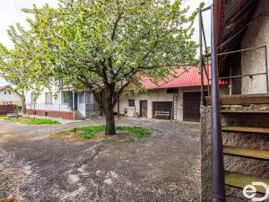 Prodej rodinného domu, Netřebice, 242 m2