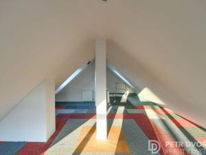 Prodej bytu 3+1, Praha - Košíře, Na Šmukýřce, 109 m2