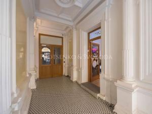 Pronájem obchodního prostoru, Praha - Nové Město, Tyršova, 32 m2