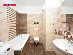 Pronájem bytu 2+kk, Praha - Kyje, Sicherova, 50 m2