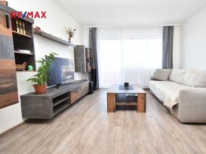 Pronájem bytu 2+kk, Praha - Kyje, Sicherova, 50 m2