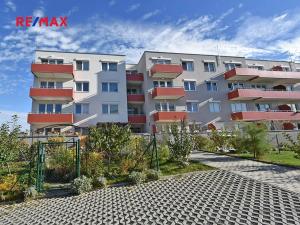 Pronájem bytu 2+kk, Praha - Kyje, Sicherova, 50 m2