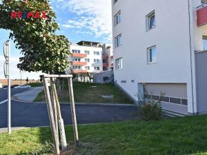 Pronájem bytu 2+kk, Praha - Kyje, Sicherova, 50 m2