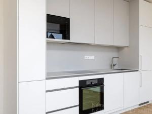 Pronájem bytu 2+kk, Praha - Břevnov, Bělohorská, 50 m2