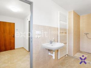 Prodej výrobních prostor, Šardice, 540 m2