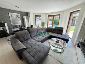 Prodej rodinného domu, Praha - Újezd nad Lesy, Novosibřinská, 220 m2