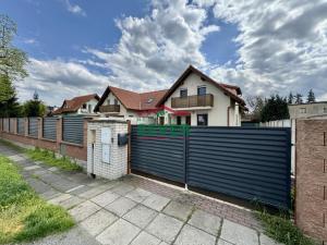 Prodej rodinného domu, Praha - Újezd nad Lesy, 220 m2