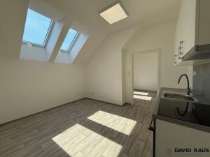 Pronájem bytu 2+kk, Rajhrad, Stará pošta, 31 m2