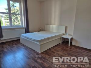 Prodej bytu 2+kk, Praha - Nusle, U Svépomoci, 52 m2