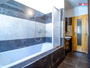 Pronájem bytu 2+kk, Lomnice nad Popelkou, Komenského, 62 m2
