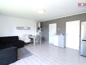 Prodej bytu 3+1, Týnec nad Sázavou - Chrást nad Sázavou, 71 m2