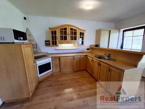 Pronájem bytu 1+kk, Jesenice, Za Rybníkem, 37 m2