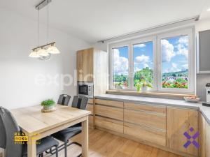 Pronájem bytu 3+1, Vizovice, Masarykovo nám., 78 m2