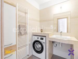 Pronájem bytu 3+1, Vizovice, Masarykovo nám., 78 m2