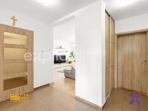 Pronájem bytu 3+1, Vizovice, Masarykovo nám., 78 m2