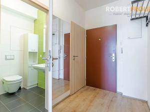 Pronájem bytu 2+kk, Praha - Vysočany, Freyova, 43 m2