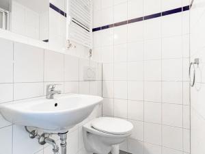 Pronájem bytu 1+kk, Praha - Střížkov, Děčínská, 26 m2