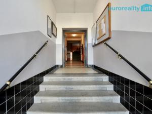 Pronájem bytu 2+kk, Praha - Holešovice, Dělnická, 61 m2