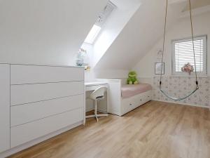 Prodej rodinného domu, Králův Dvůr, 141 m2