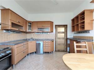 Pronájem bytu 1+1, Praha - Vršovice, Ruská, 54 m2