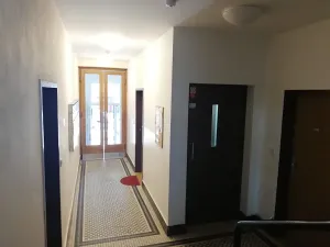 Pronájem bytu 1+kk, Praha - Vršovice, Karpatská, 23 m2