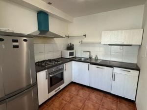 Pronájem bytu 2+kk, Praha - Smíchov, Grafická, 73 m2