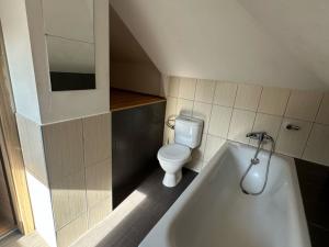 Pronájem bytu 2+kk, Praha - Smíchov, Grafická, 73 m2