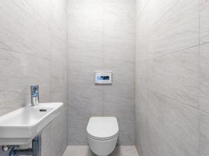 Pronájem bytu 2+kk, Praha - Karlín, Za Karlínským přístavem, 60 m2