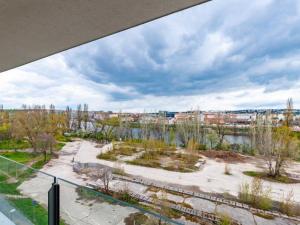 Pronájem bytu 2+kk, Praha - Karlín, Za Karlínským přístavem, 60 m2