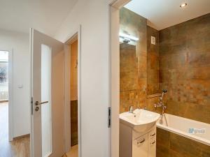 Pronájem bytu 4+kk, Slaný, Vikova, 84 m2