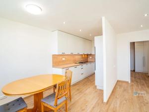 Pronájem bytu 4+kk, Slaný, Vikova, 84 m2