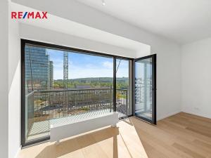 Pronájem bytu 1+kk, Praha - Holešovice, V háji, 36 m2