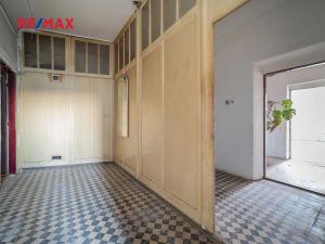 Prodej ubytování, Staré Město, nám. Osvobození, 444 m2
