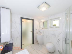 Prodej rodinného domu, Všemina, 286 m2