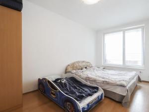 Prodej bytu 2+kk, Praha - Troja, Hnězdenská, 46 m2