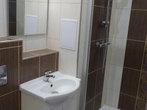 Pronájem bytu 2+kk, Česká Lípa, Železničářská, 36 m2