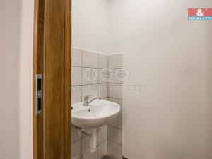 Pronájem obchodního prostoru, Jablonec nad Nisou, Anenské náměstí, 52 m2