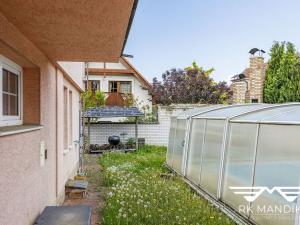 Prodej rodinného domu, Praha - Kbely, Kosmonoská, 220 m2