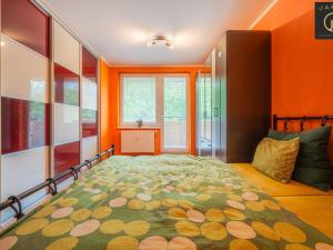 Prodej bytu 2+kk, Praha - Záběhlice, Ve slatinách, 49 m2