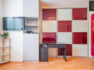 Prodej bytu 2+kk, Praha - Záběhlice, Ve slatinách, 49 m2