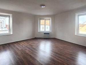 Prodej bytu 2+1, Plzeň - Jižní Předměstí, Kollárova, 74 m2