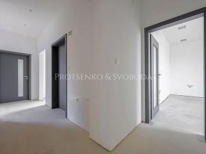Prodej rodinného domu, Milovice, Lesní, 423 m2