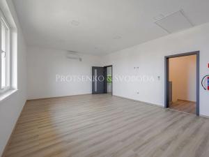 Prodej rodinného domu, Milovice, Lesní, 423 m2