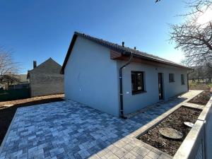 Prodej rodinného domu, Ptení, 92 m2