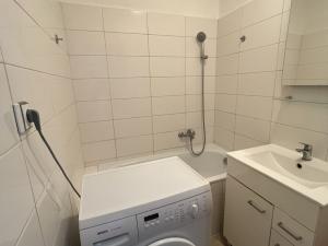 Prodej bytu 3+1, Pardubice - Bílé Předměstí, Na Drážce, 80 m2