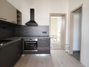 Pronájem bytu 1+1, České Budějovice, Fráni Šrámka, 40 m2