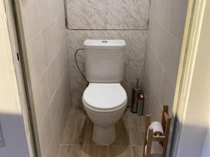 Pronájem bytu 1+kk, Praha - Vokovice, Tobrucká, 32 m2