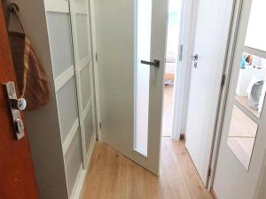 Pronájem bytu 1+kk, Praha - Vokovice, Tobrucká, 32 m2