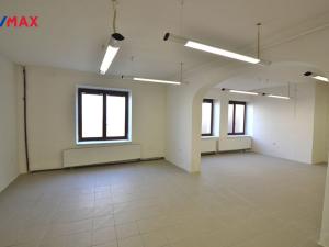 Prodej rodinného domu, Uničov, Masarykovo nám., 307 m2